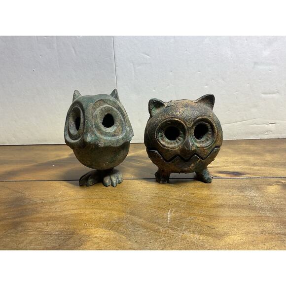 Set Of 2 Vintage Japanese Brass Owl Mid-Century Era Cast Iron - Picture 1 of 12